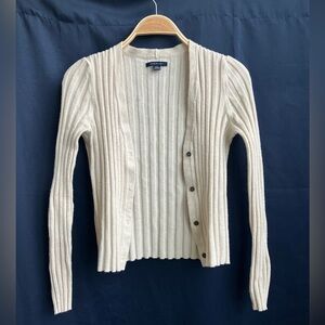 American Eagle cream/ivory long sleeve cardigan